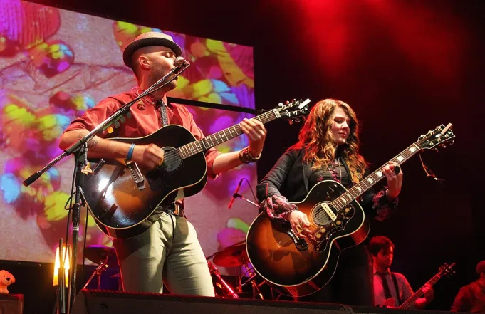Jesse & Joy
